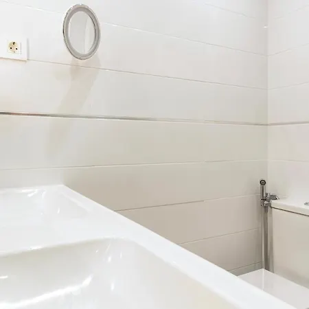 Stunning In With Kitchenette